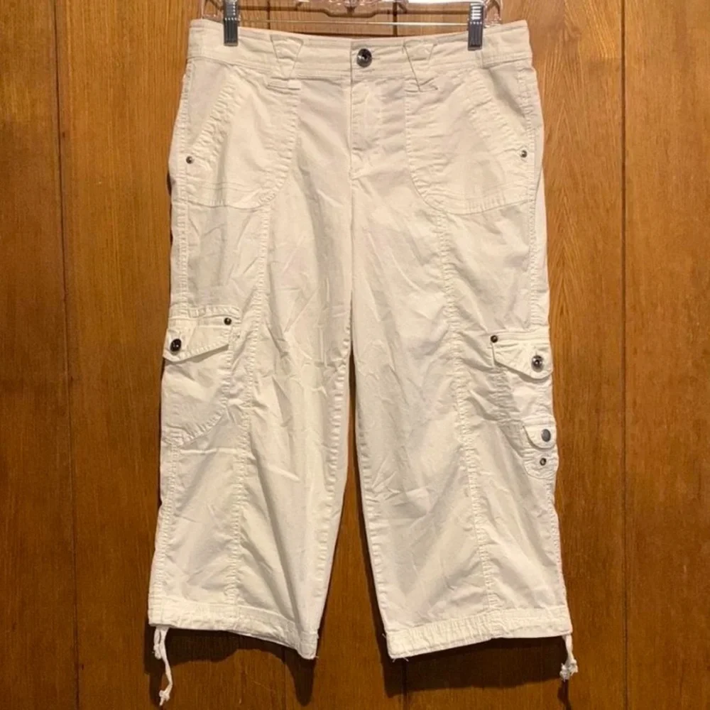 Y2K Cargo Drawstring Capris - Picture 2 of 8
